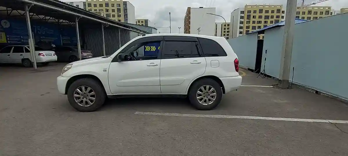 Toyota RAV4 2003 года за 5 000 000 тг. в Алматы