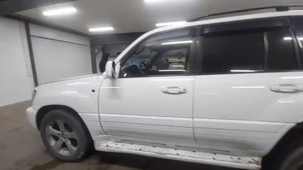 Toyota Land Cruiser 2001 года за 7 500 000 тг. в Астана