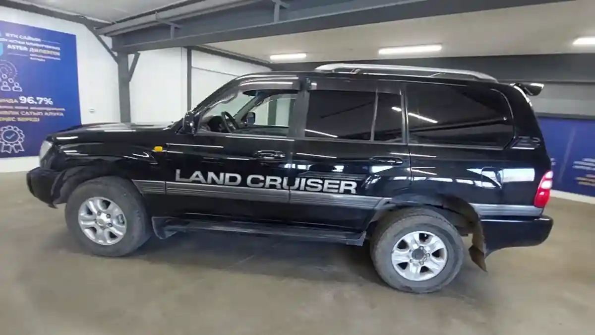 Toyota Land Cruiser 2005 года за 10 000 000 тг. в Астана