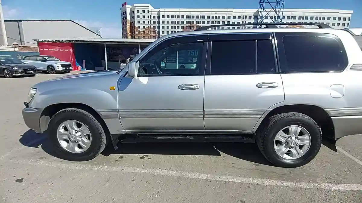 Toyota Land Cruiser 2006 года за 11 000 000 тг. в Шымкент