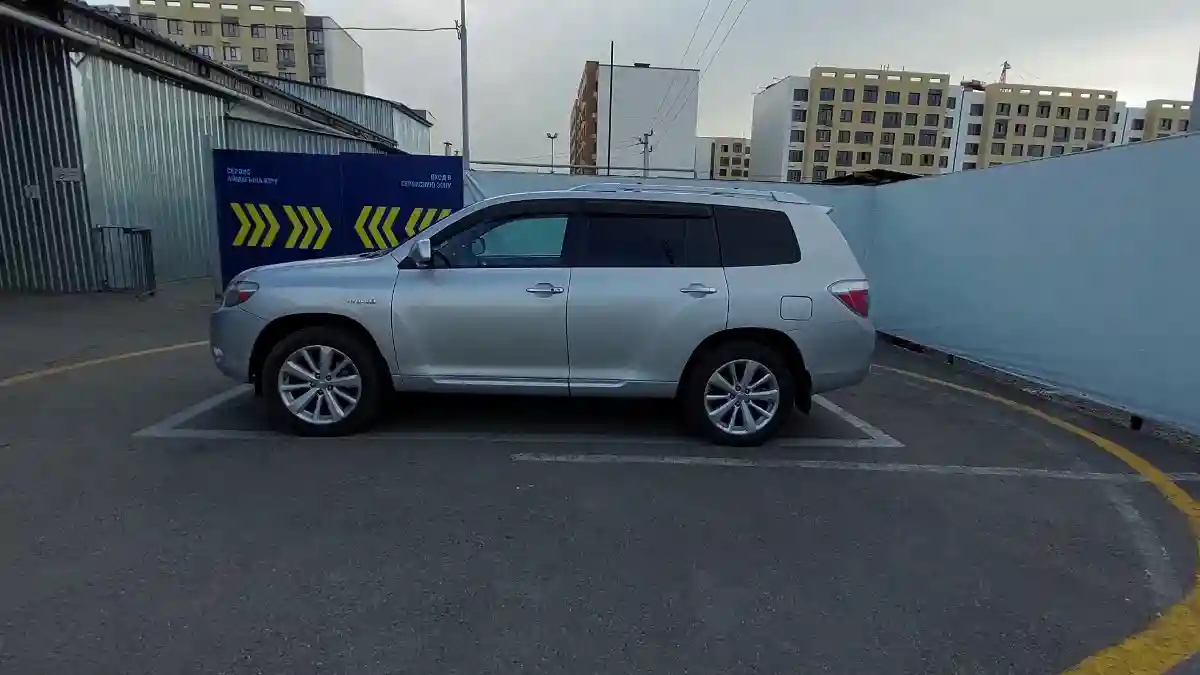 Toyota Highlander 2010 года за 10 000 000 тг. в Алматы