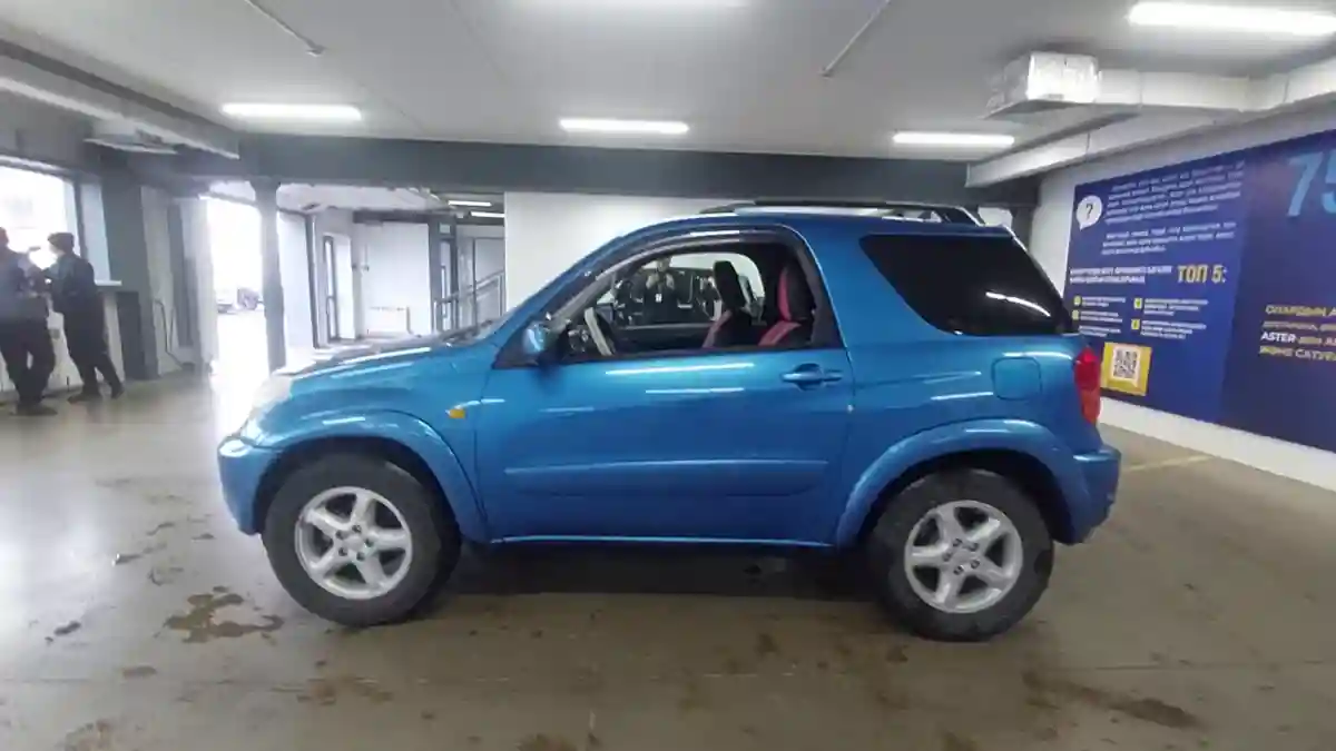 Toyota RAV4 2000 года за 5 000 000 тг. в Астана