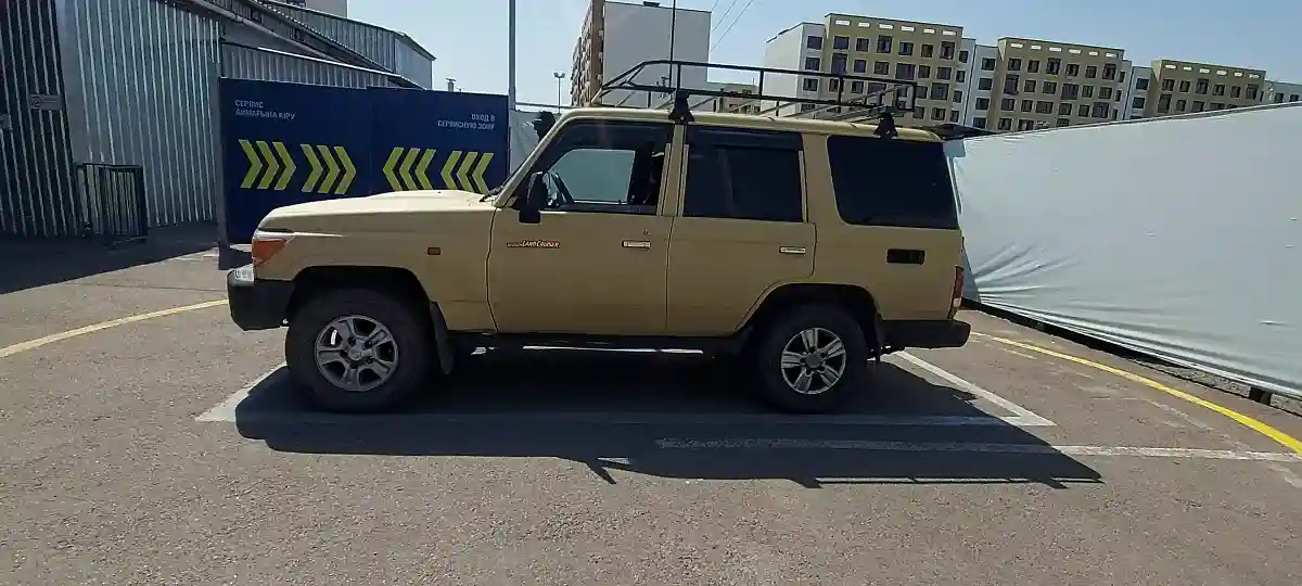 Toyota Land Cruiser 2013 года за 14 000 000 тг. в Алматы