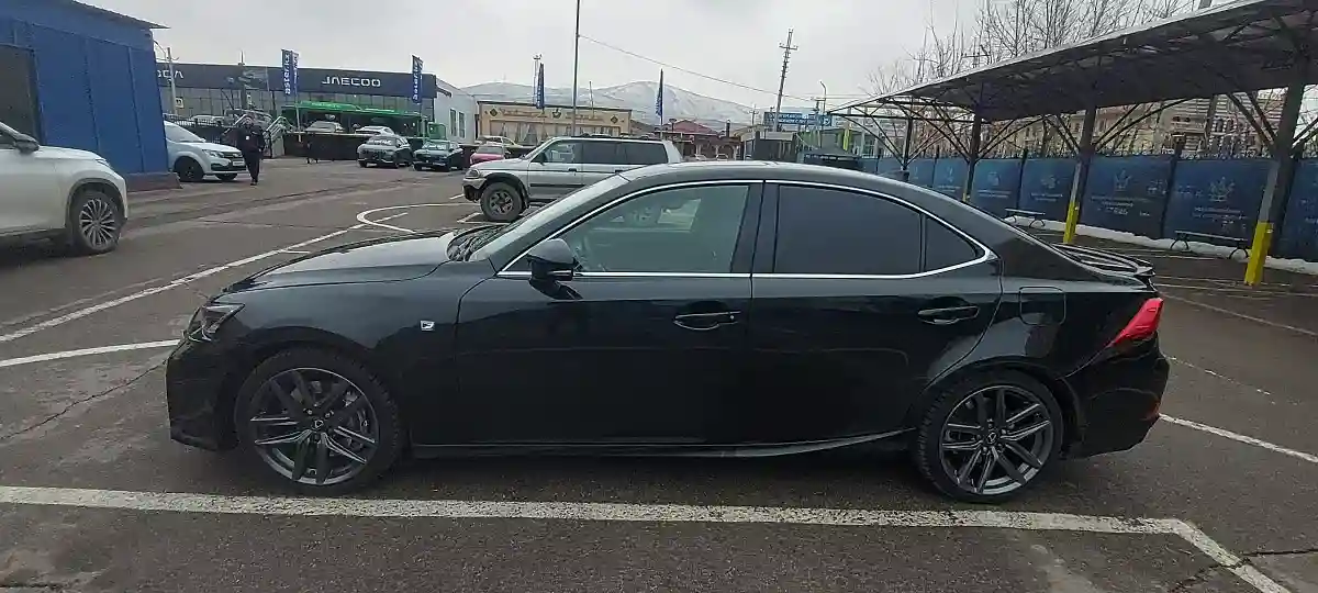 Lexus IS 2020 года за 16 000 000 тг. в Алматы