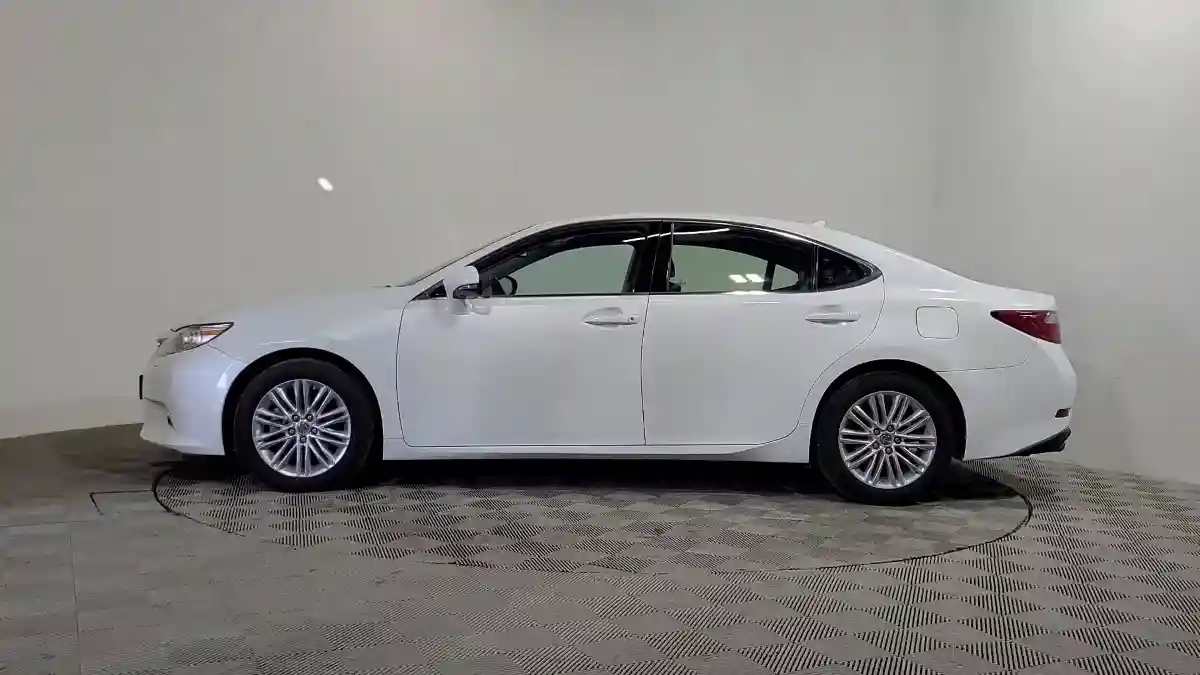 Lexus ES 2014 года за 10 490 000 тг. в Алматы