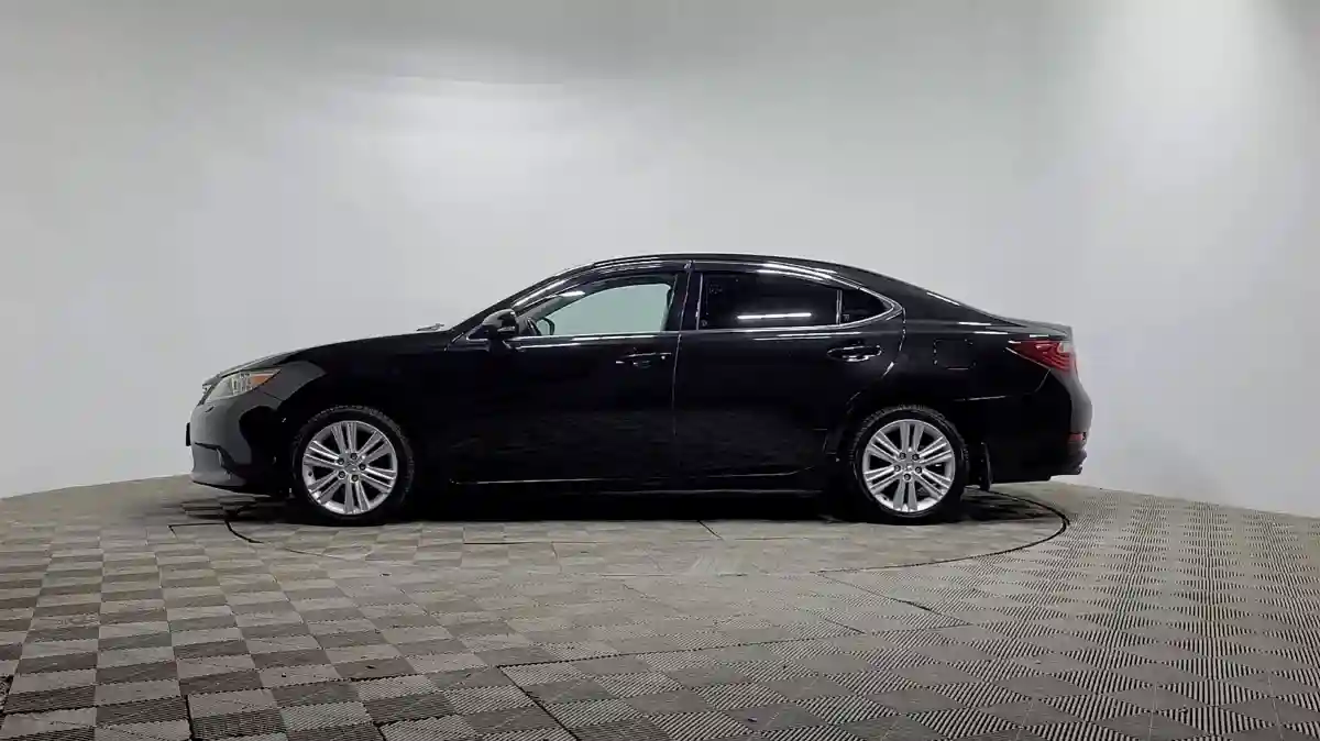 Lexus ES 2012 года за 12 000 000 тг. в Алматы
