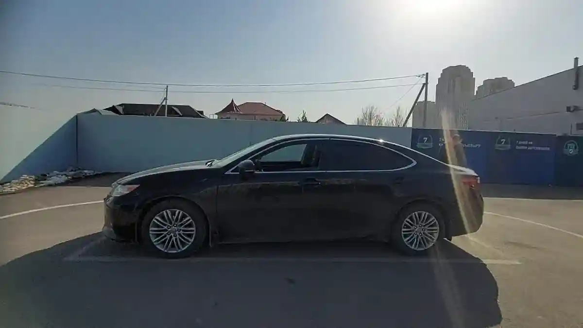 Lexus ES 2015 года за 12 500 000 тг. в Шымкент