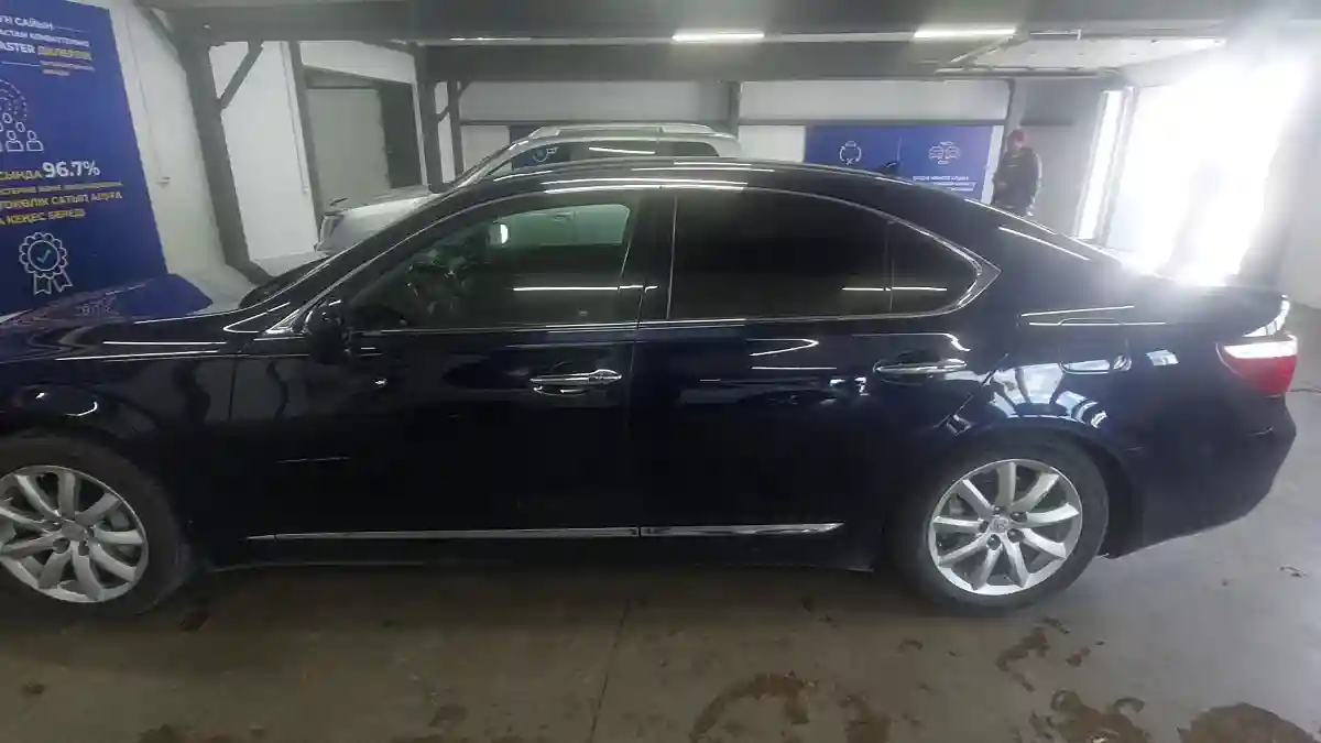 Lexus LS 2007 года за 5 500 000 тг. в Астана