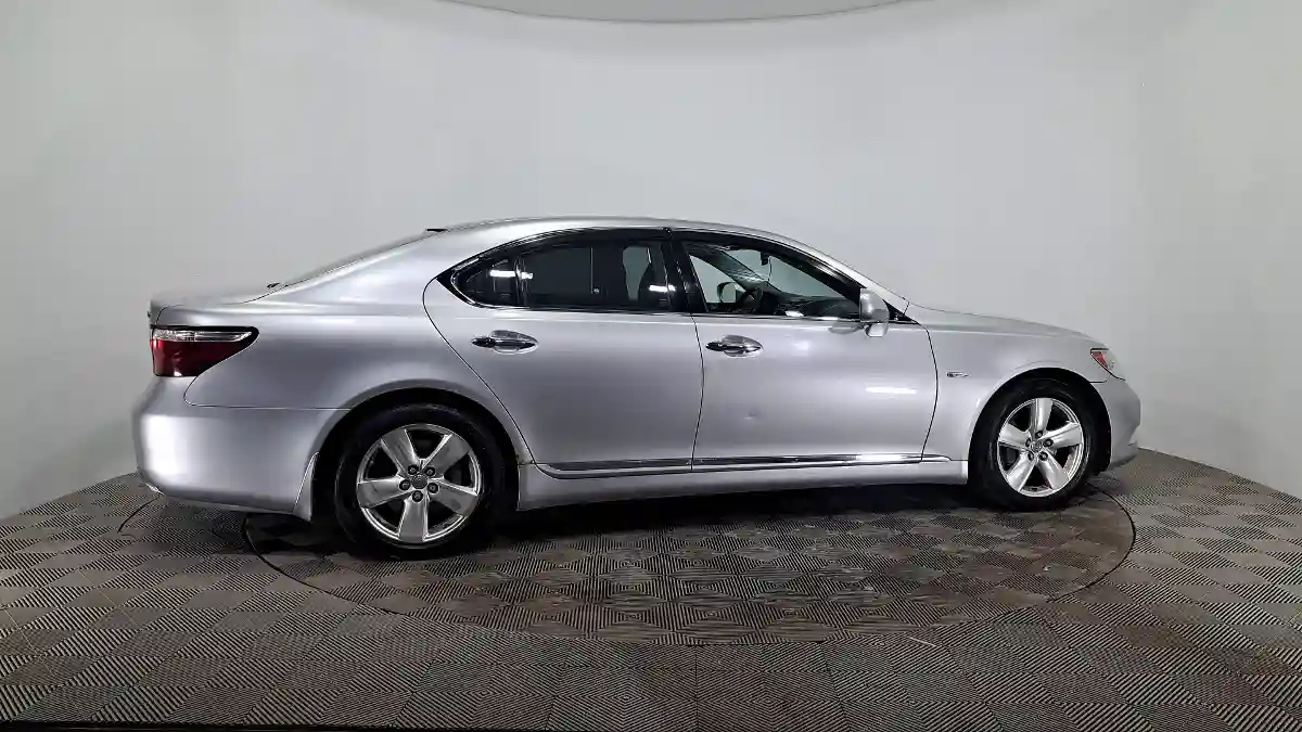 Lexus LS 2007 года за 4 690 000 тг. в Астана