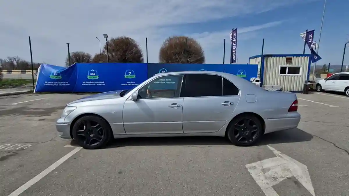 Lexus LS 2004 года за 2 690 000 тг. в Талдыкорган