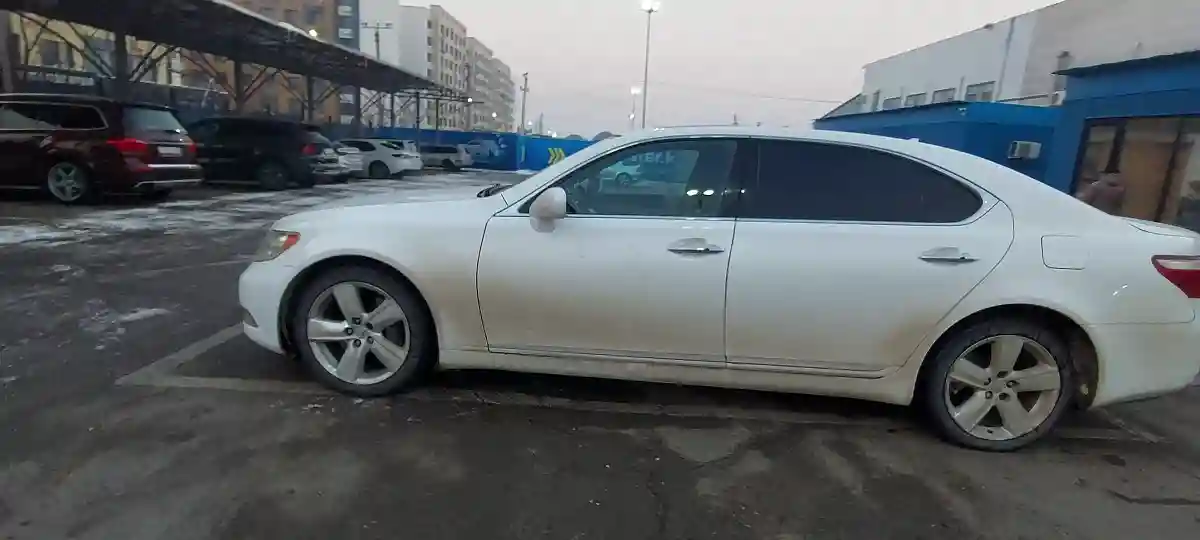 Lexus LS 2009 года за 9 000 000 тг. в Алматы