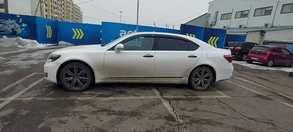 Lexus LS 2009 года за 9 500 000 тг. в Алматы