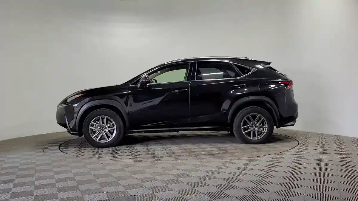 Lexus NX 2019 года за 15 000 000 тг. в Алматы