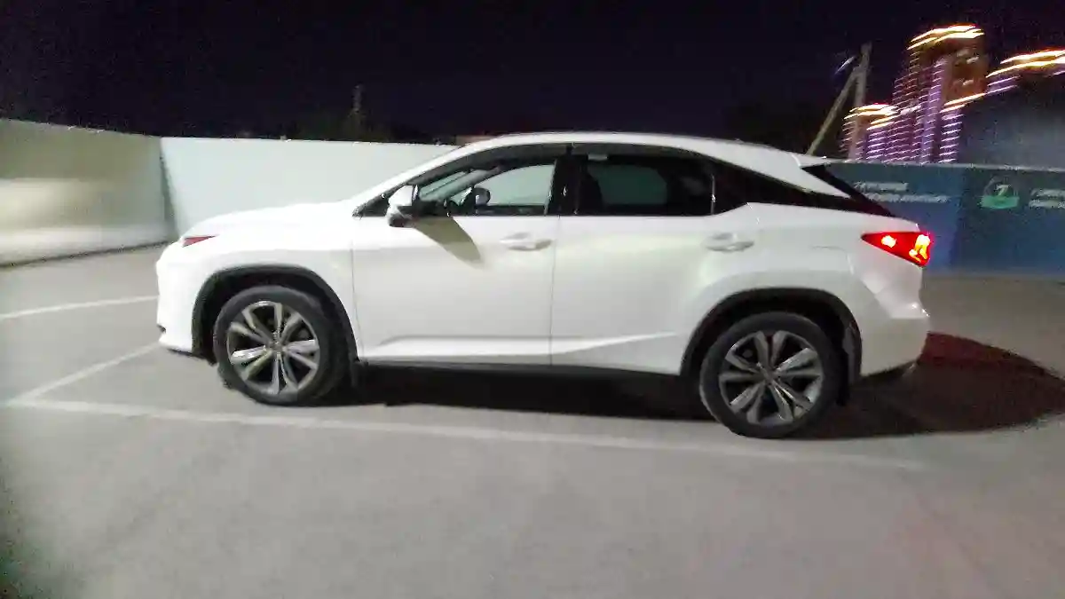 Lexus RX 2017 года за 21 000 000 тг. в Шымкент