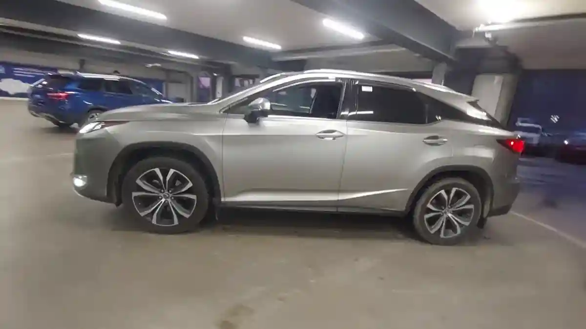 Lexus RX 2021 года за 24 000 000 тг. в Астана