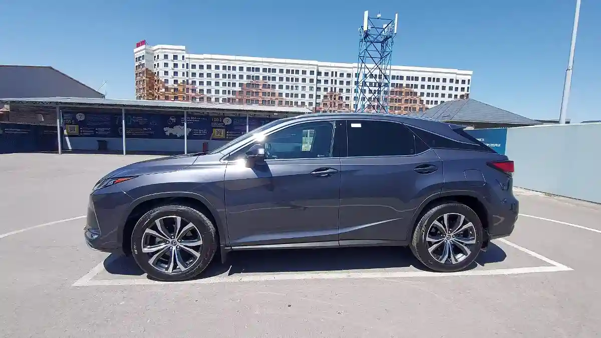 Lexus RX 2022 года за 31 000 000 тг. в Шымкент