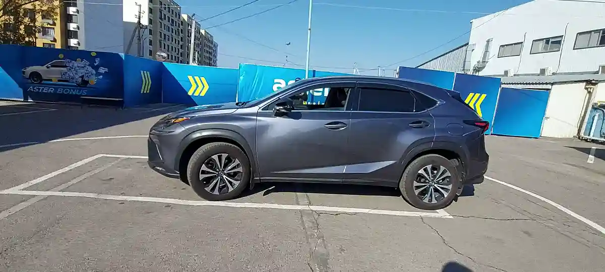 Lexus NX 2018 года за 17 000 000 тг. в Алматы