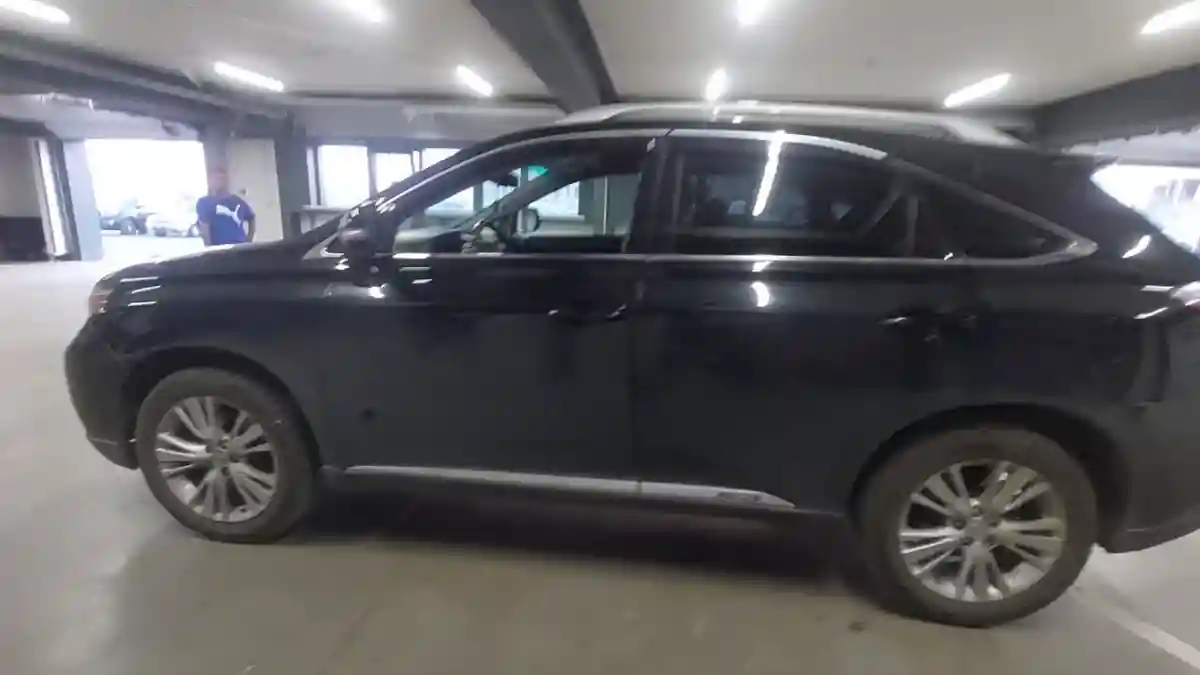 Lexus RX 2010 года за 10 000 000 тг. в Астана
