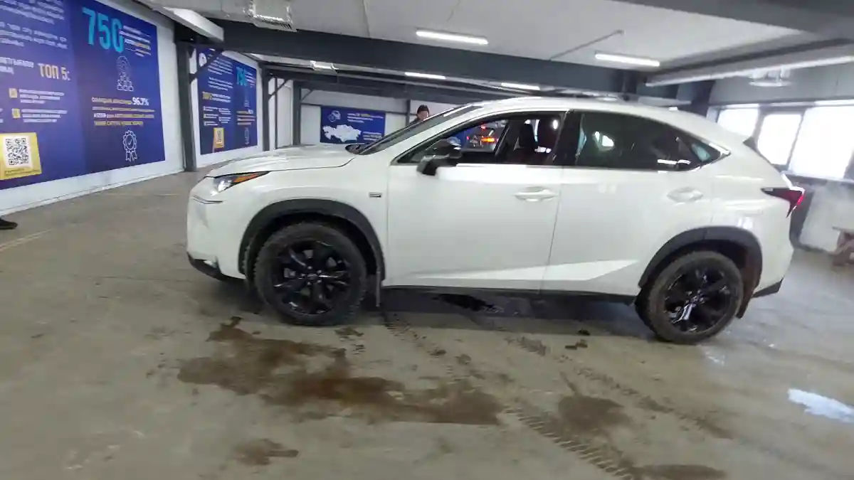 Lexus NX 2016 года за 16 500 000 тг. в Астана