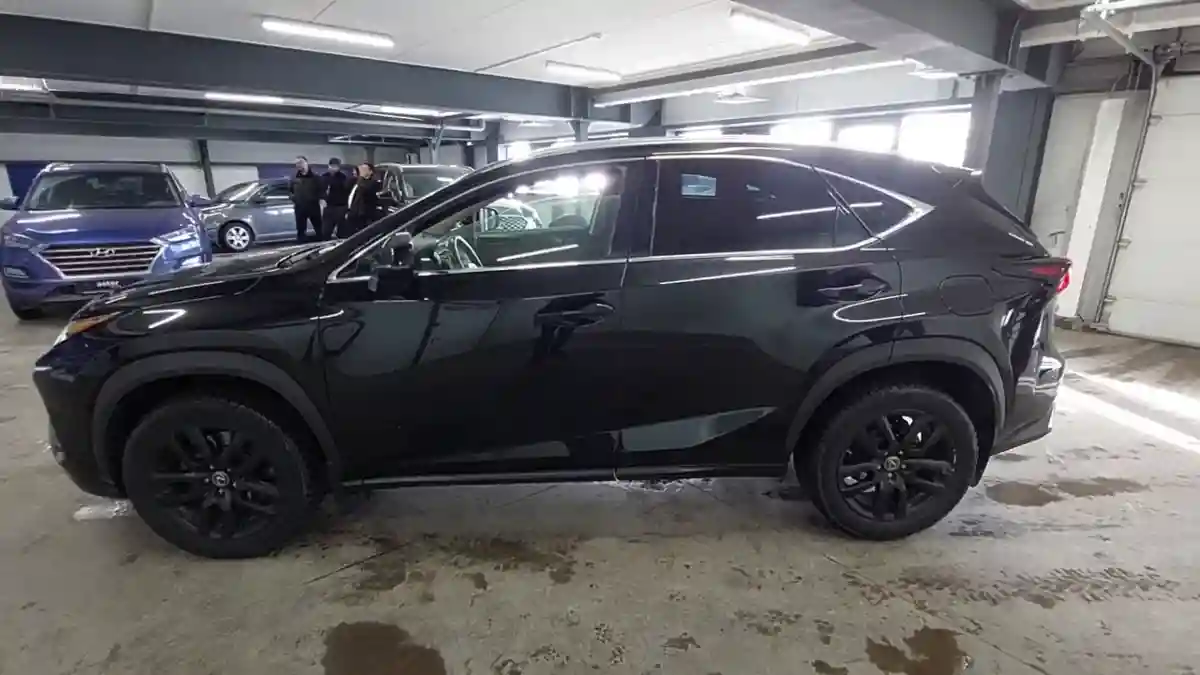 Lexus NX 2017 года за 15 400 000 тг. в Астана