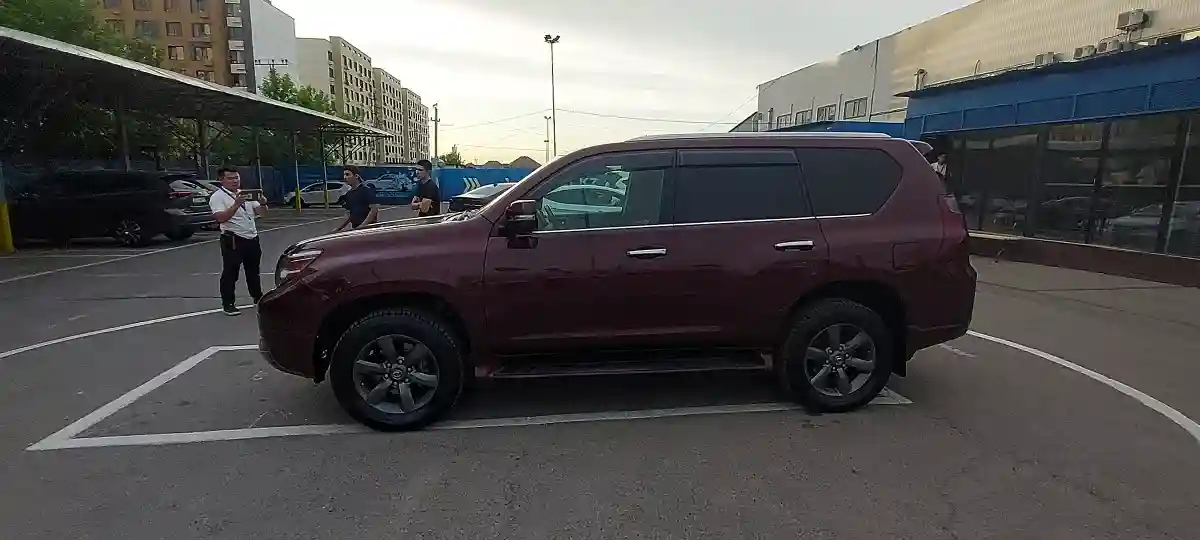 Lexus GX 2011 года за 18 000 000 тг. в Алматы