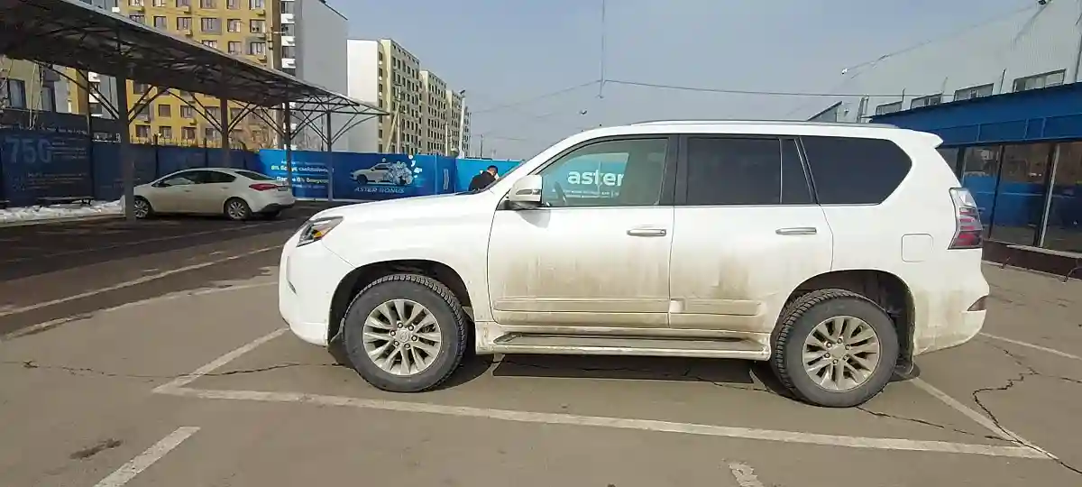 Lexus GX 2015 года за 23 500 000 тг. в Алматы