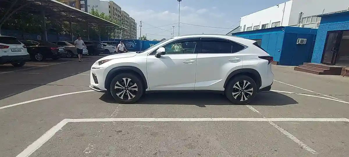 Lexus NX 2020 года за 18 200 000 тг. в Алматы