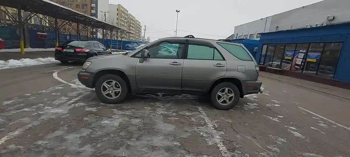 Lexus RX 2001 года за 5 000 000 тг. в Алматы