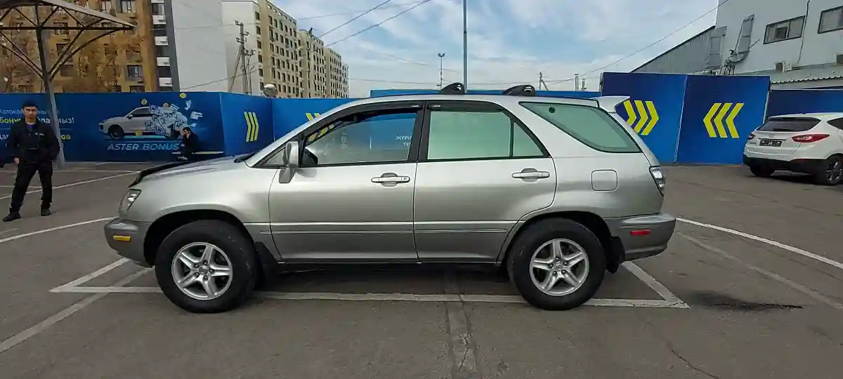 Lexus RX 2001 года за 5 200 000 тг. в Алматы