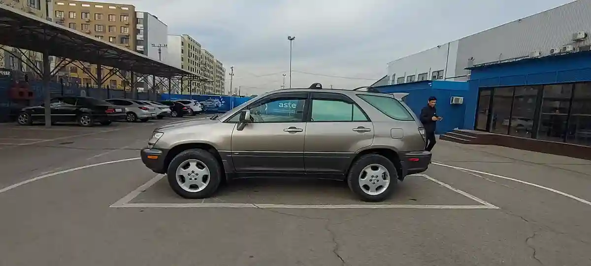 Lexus RX 2001 года за 5 300 000 тг. в Алматы