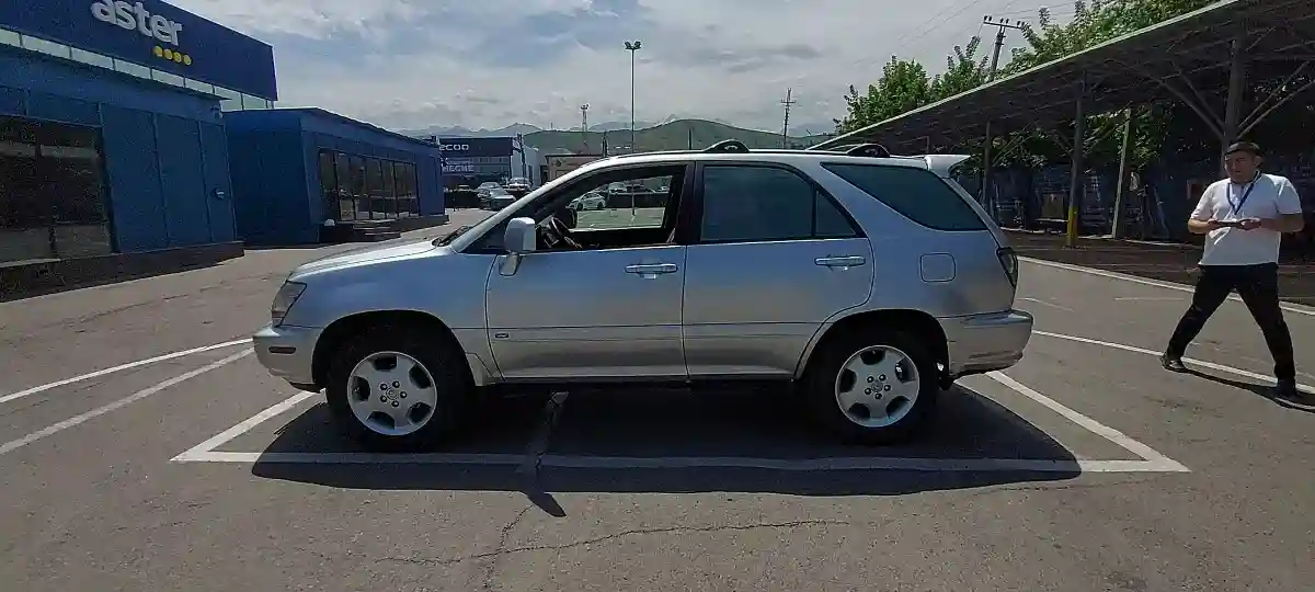 Lexus RX 2001 года за 5 500 000 тг. в Алматы