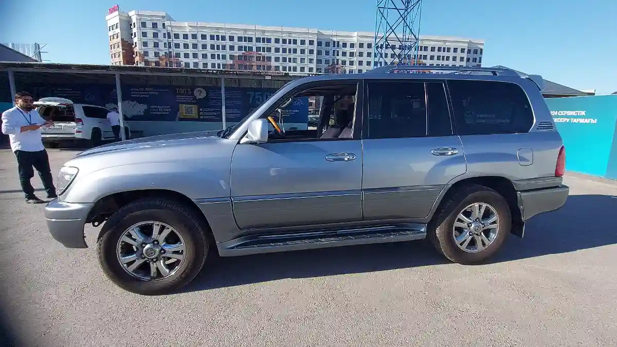 Lexus LX 2004 года за 11 000 000 тг. в Шымкент