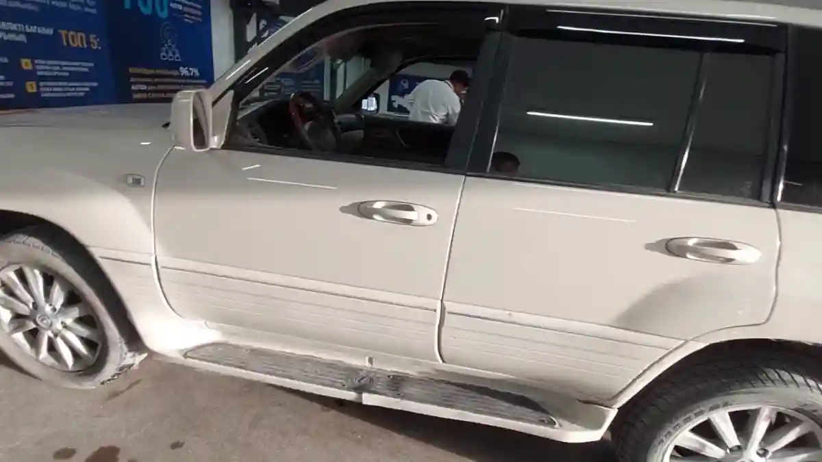 Lexus LX 2006 года за 11 000 000 тг. в Астана