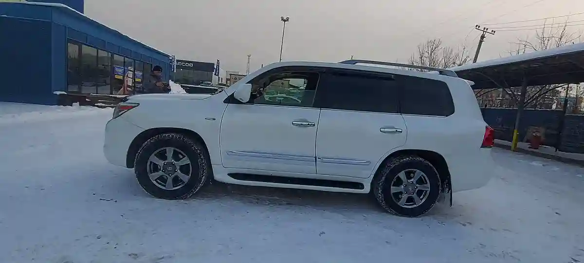 Lexus LX 2009 года за 18 000 000 тг. в Алматы