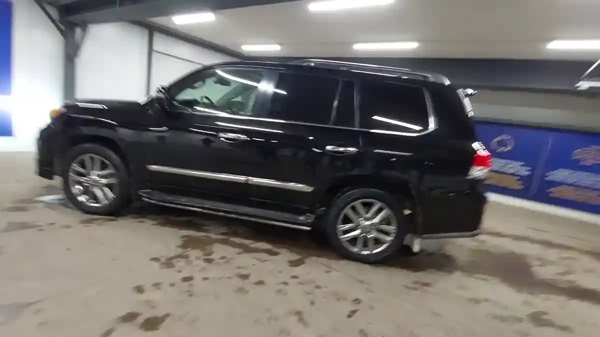 Lexus LX 2012 года за 25 000 000 тг. в Астана