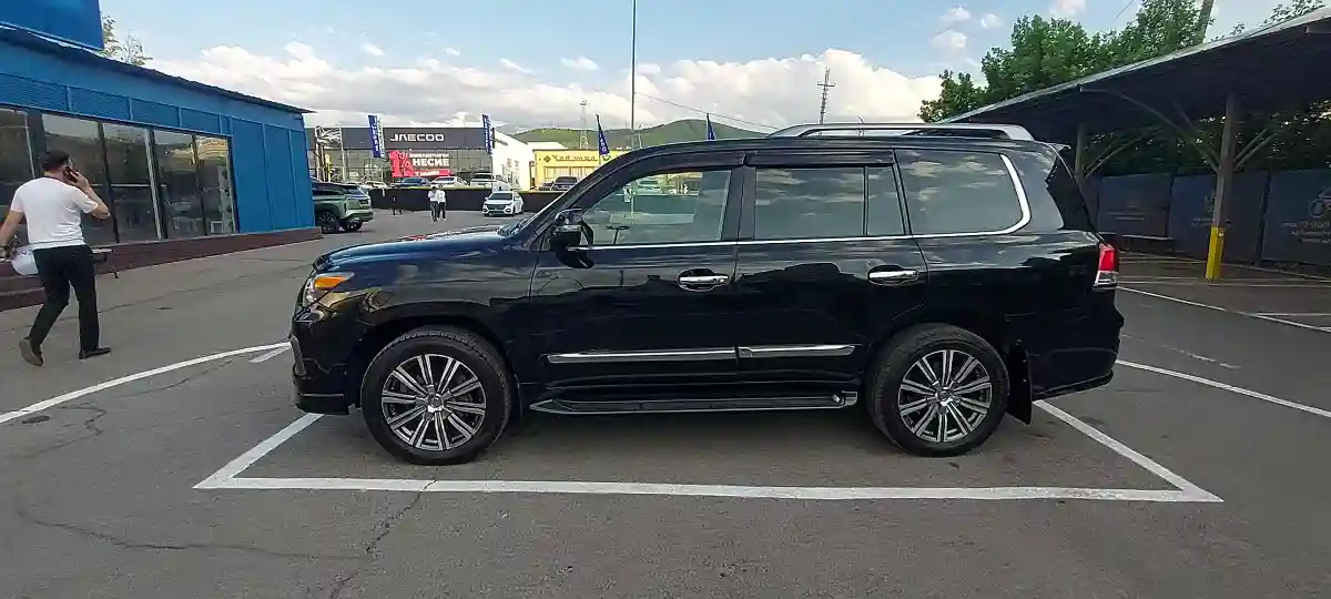 Lexus LX 2012 года за 24 500 000 тг. в Алматы