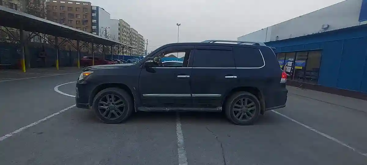 Lexus LX 2008 года за 16 000 000 тг. в Алматы