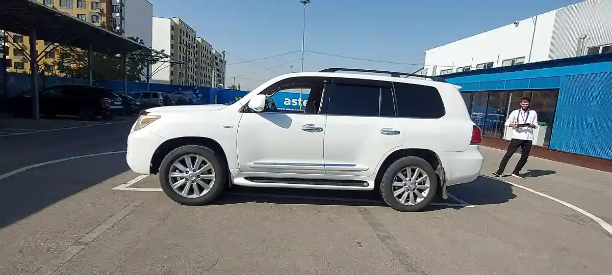 Lexus LX 2009 года за 17 000 000 тг. в Алматы