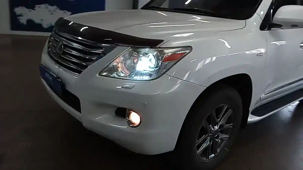 Lexus LX 2011 года за 24 000 000 тг. в Астана