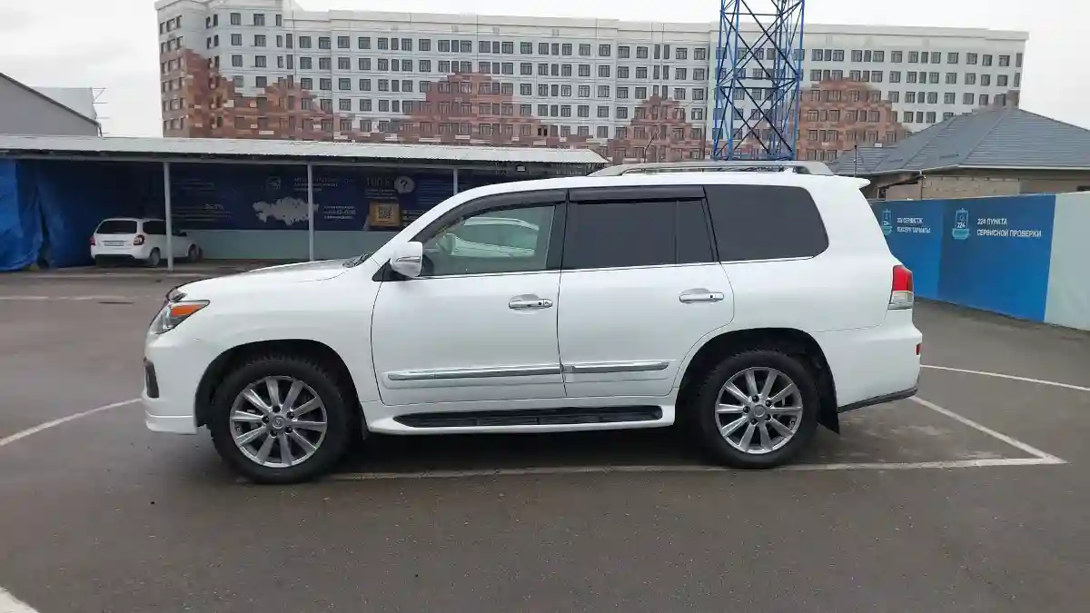 Lexus LX 2011 года за 18 590 000 тг. в Шымкент