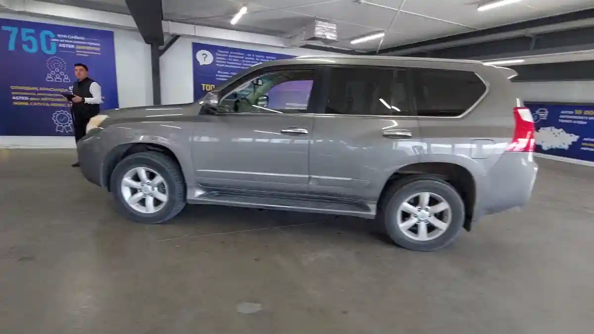 Lexus GX 2014 года за 17 000 000 тг. в Астана