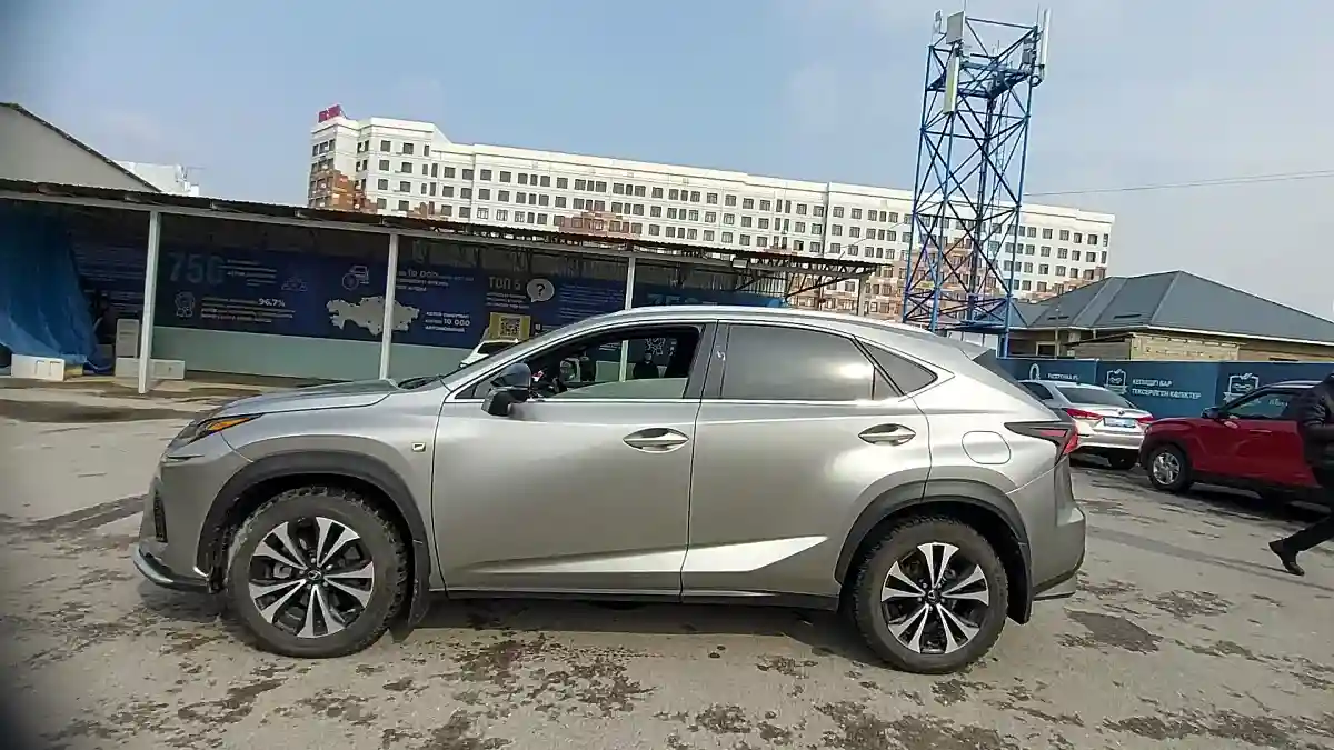 Lexus NX 2021 года за 17 000 000 тг. в Шымкент