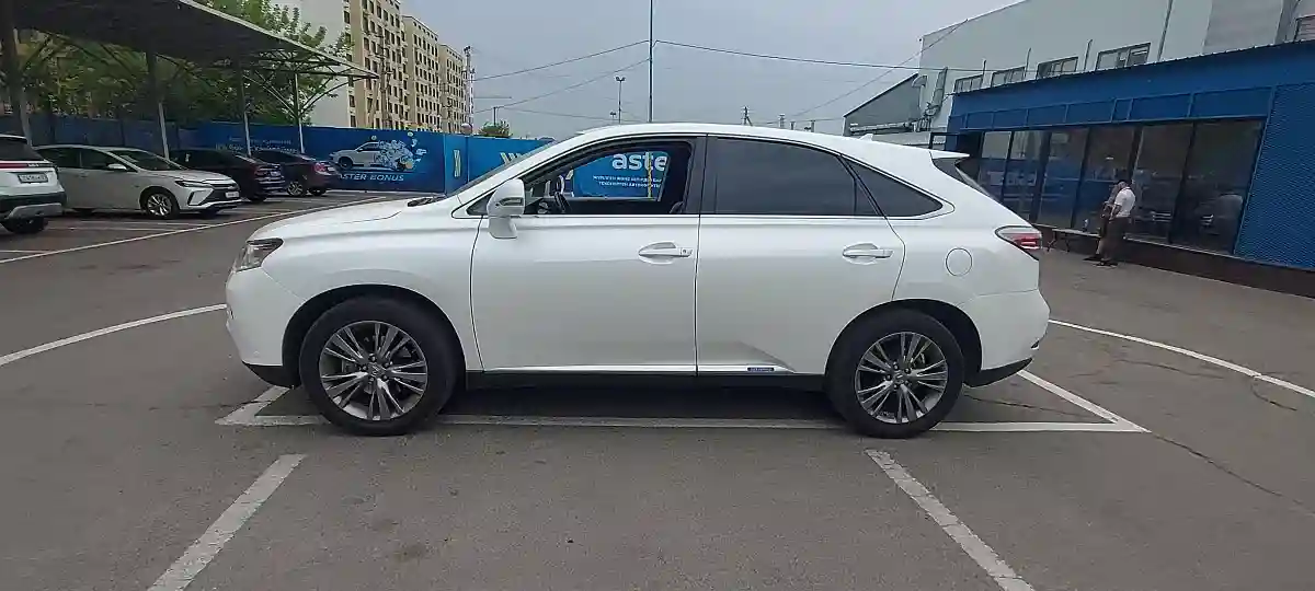 Lexus RX 2012 года за 15 000 000 тг. в Алматы