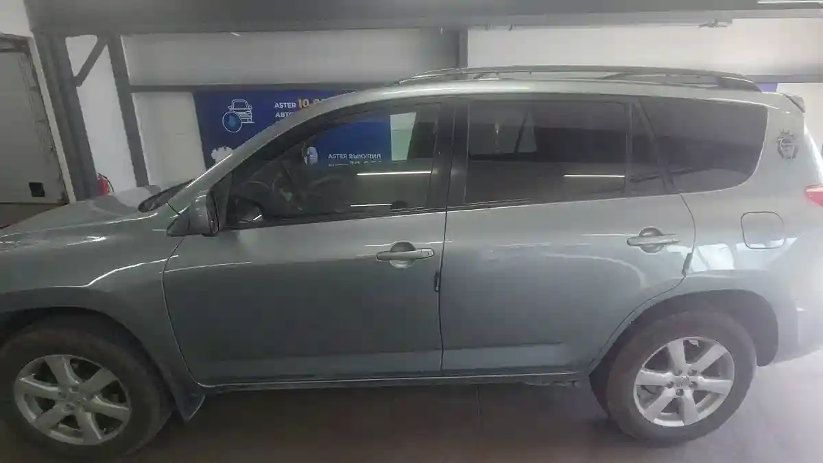 Toyota RAV4 2006 года за 5 000 000 тг. в Астана