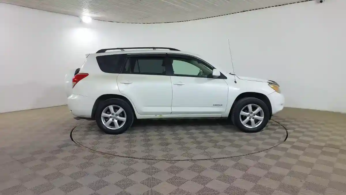 Toyota RAV4 2005 года за 5 790 000 тг. в Шымкент