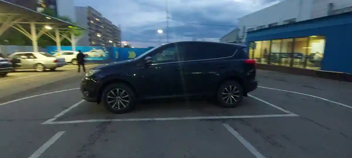 Toyota RAV4 2013 года за 9 500 000 тг. в Алматы