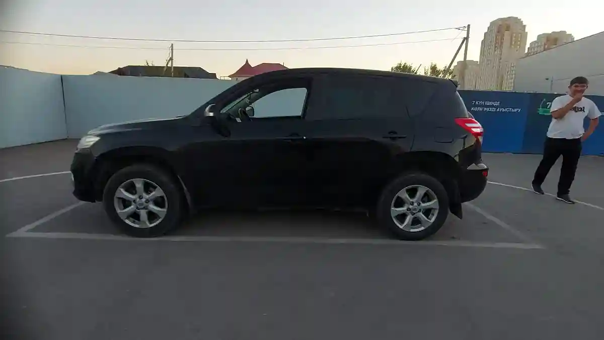 Toyota RAV4 2011 года за 8 500 000 тг. в Шымкент