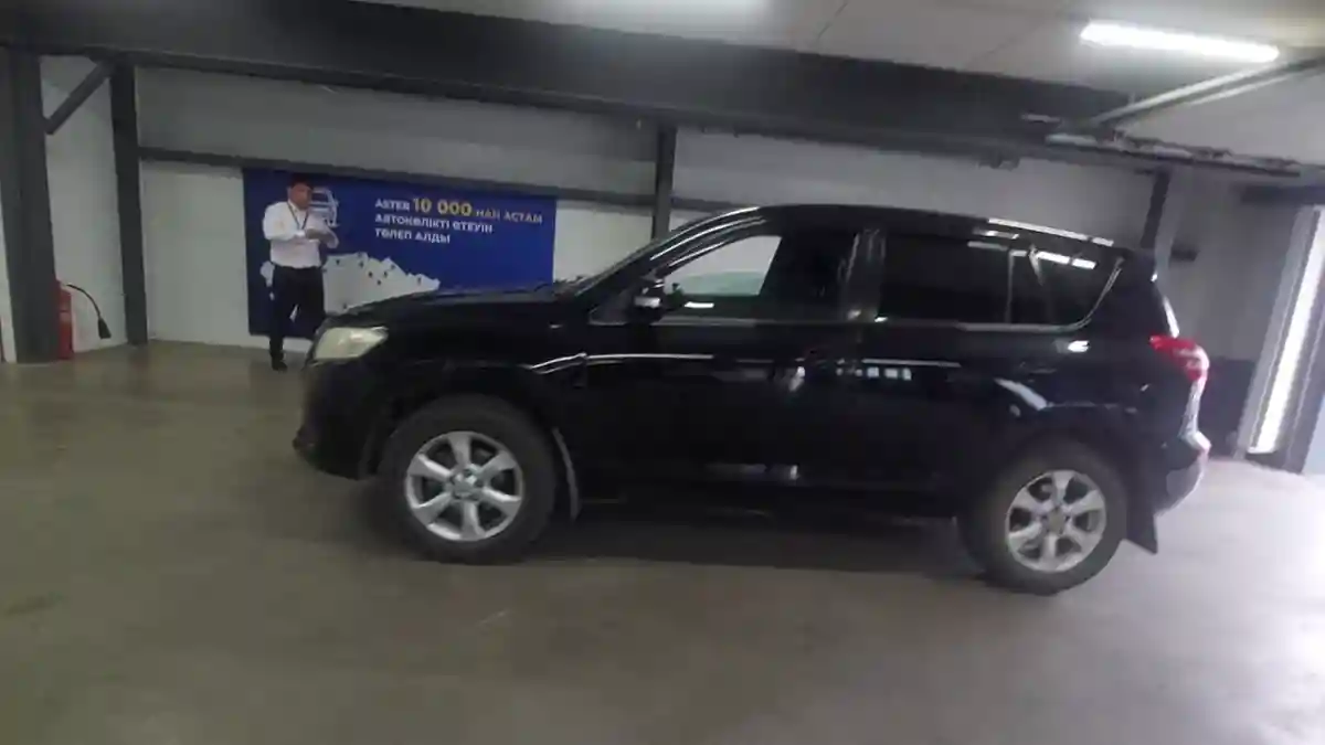 Toyota RAV4 2010 года за 6 000 000 тг. в Астана