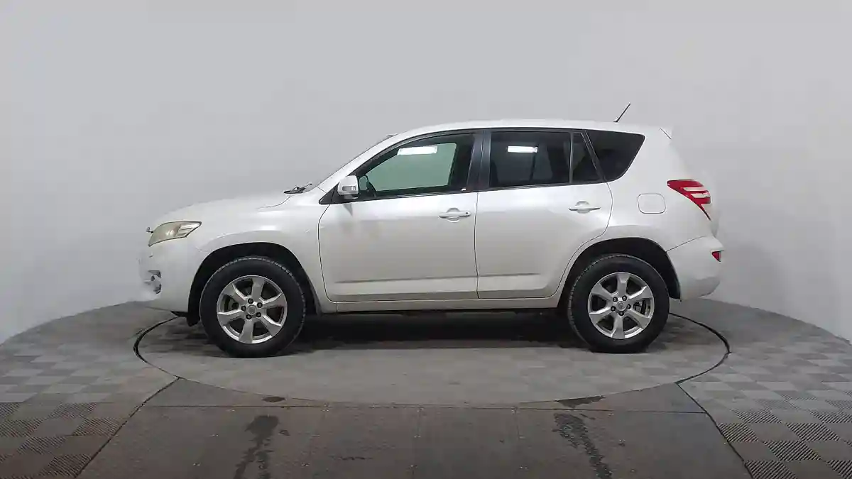 Toyota RAV4 2010 года за 7 390 000 тг. в Астана