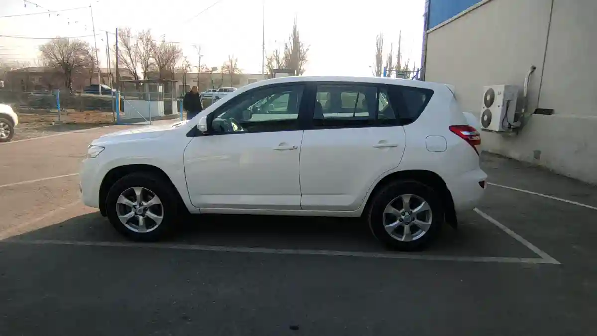 Toyota RAV4 2010 года за 8 700 000 тг. в Тараз